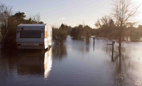 2024 010 02 Campingvogn På Oversvømmet Campingplads Colourbox8449517