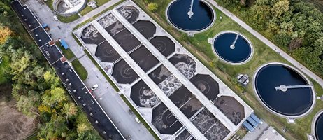 1600Px COLOURBOX61385687