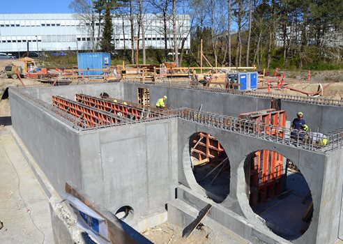 8 Overløbsbygværk.JPG