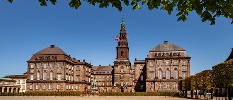 Christiansborg Med Flag
