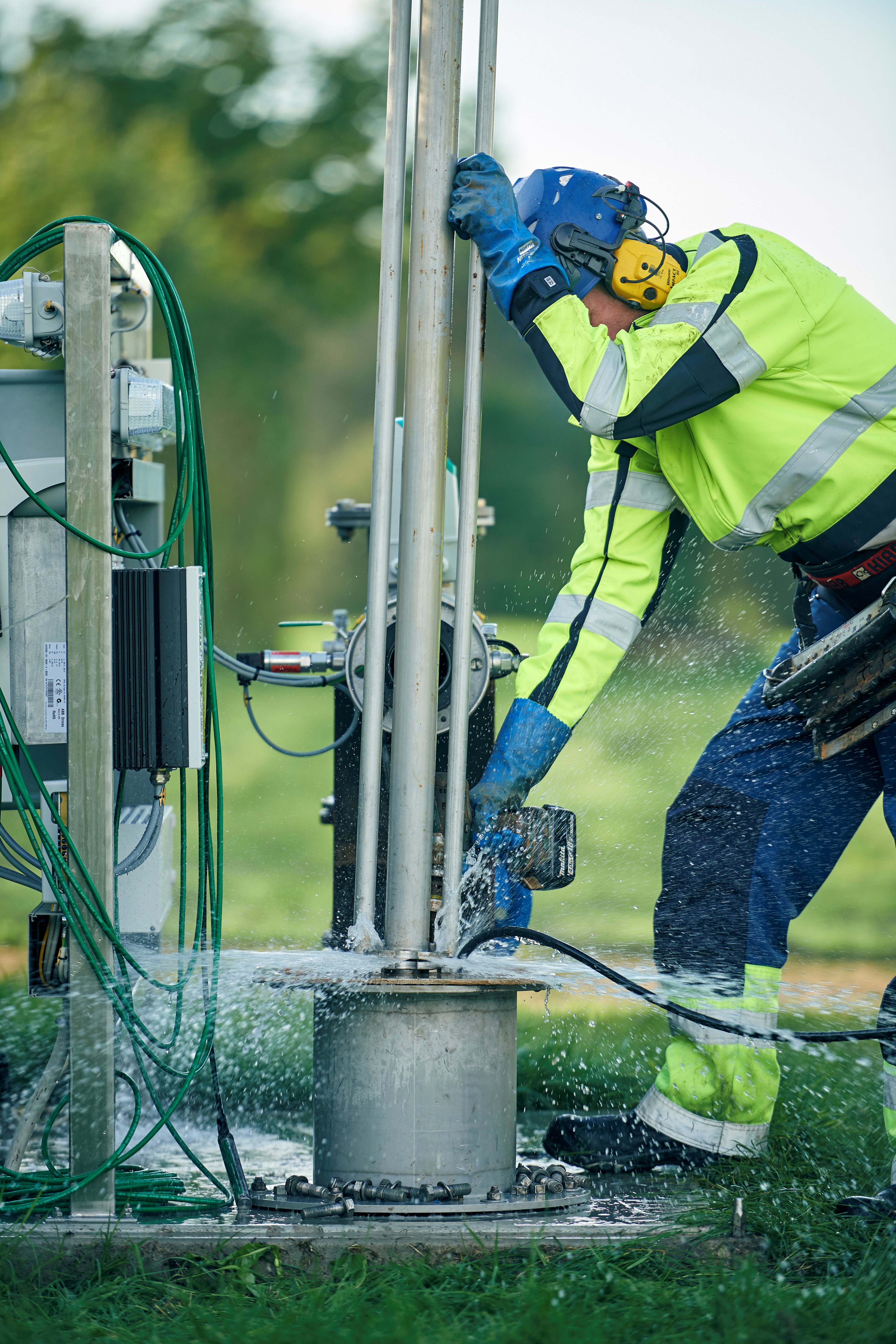 Vandboring1 Fotojesperblæsild